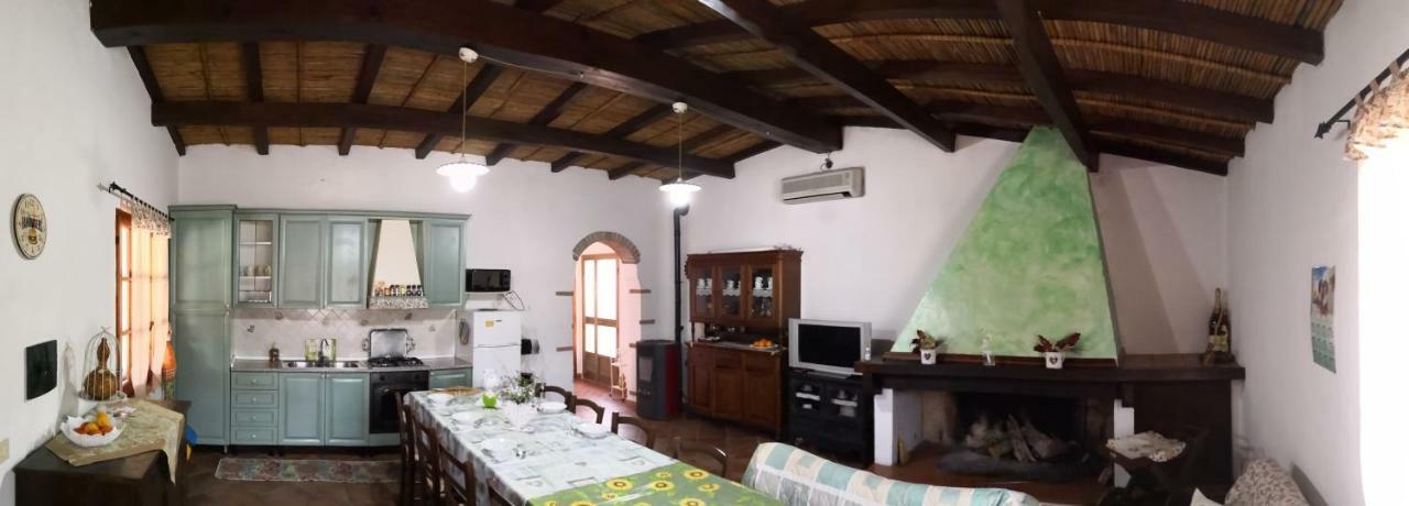 Villa L'Oleandro Ольена Экстерьер фото